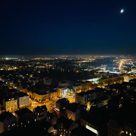 Hotelturm Augsburg Appartment 29 Stock المظهر الخارجي الصورة