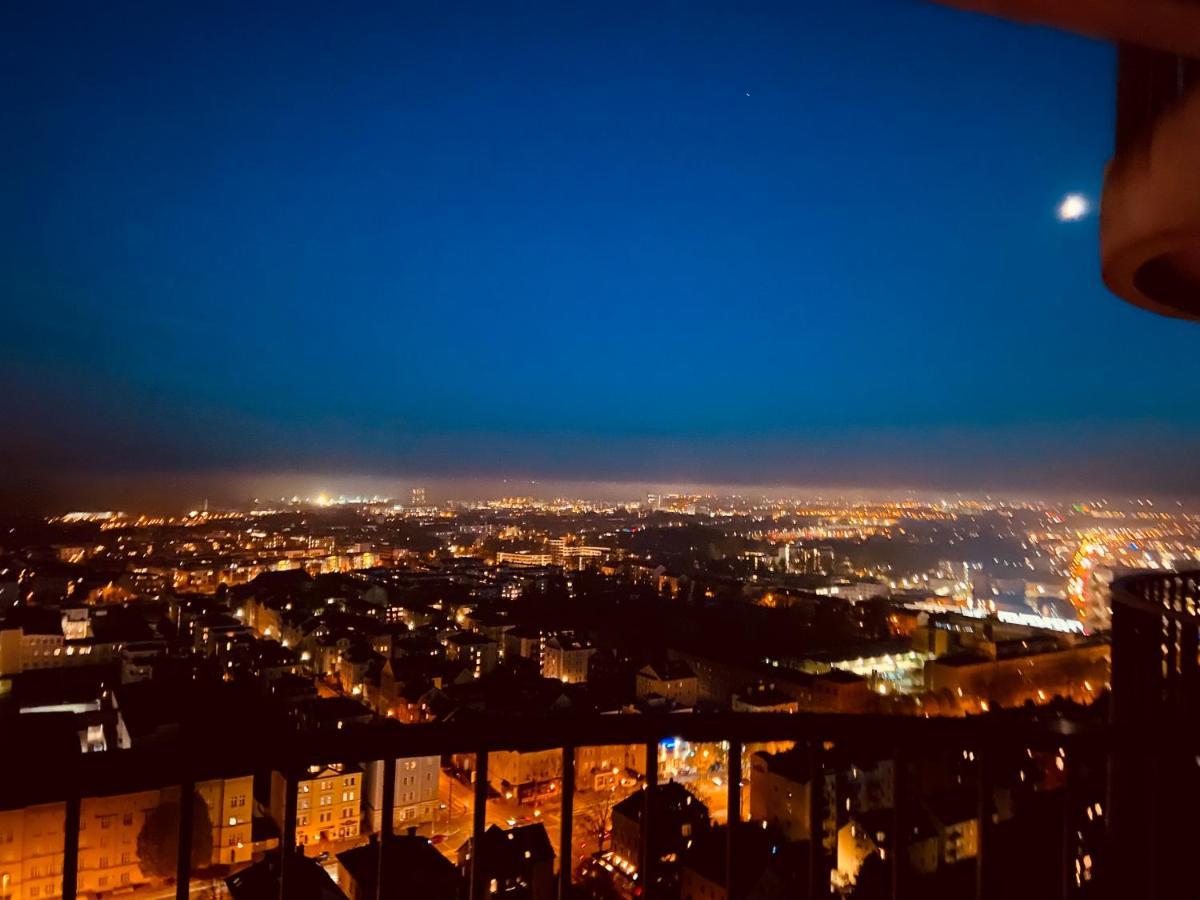 Hotelturm Augsburg Appartment 29 Stock المظهر الخارجي الصورة