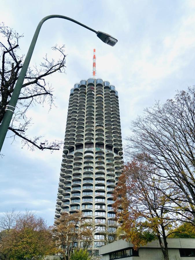 Hotelturm Augsburg Appartment 29 Stock المظهر الخارجي الصورة