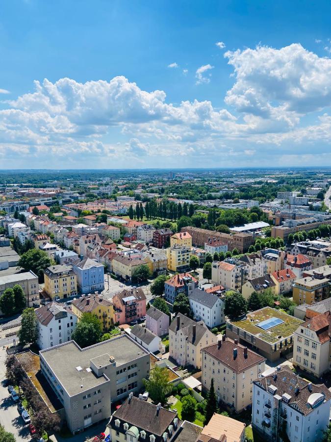 Hotelturm Augsburg Appartment 29 Stock المظهر الخارجي الصورة